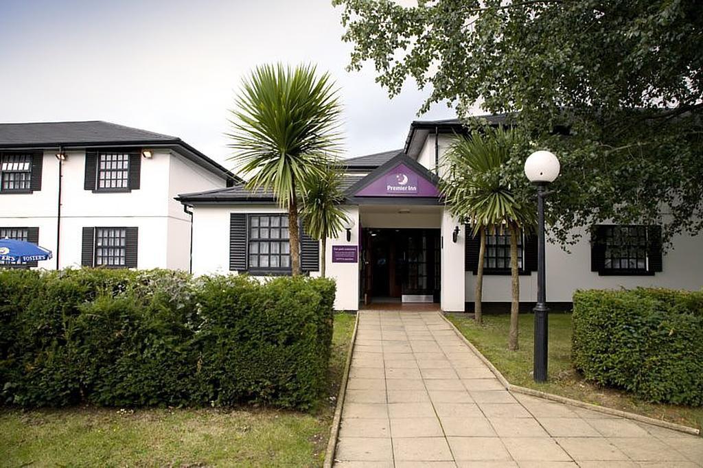 Premier Inn Cobham Cobham  Exterior photo